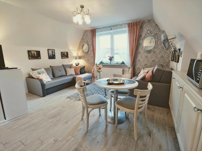 St Nicolas Attic Гданьск Экстерьер фото